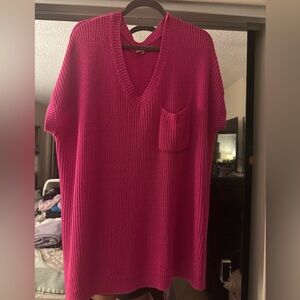 JODIFL Fuchsia V-Neck Sweater